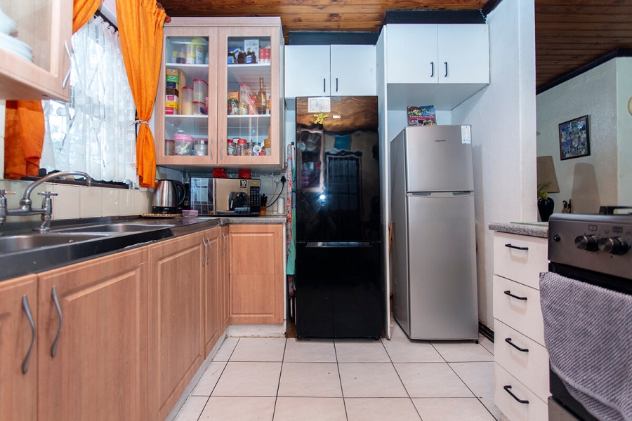 3 Bedroom Property for Sale in Bothasig Western Cape